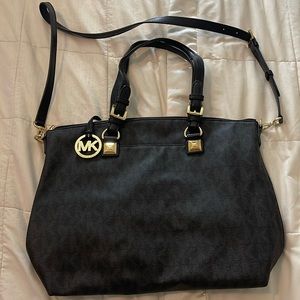 Black Michael Kors Bag With Strap